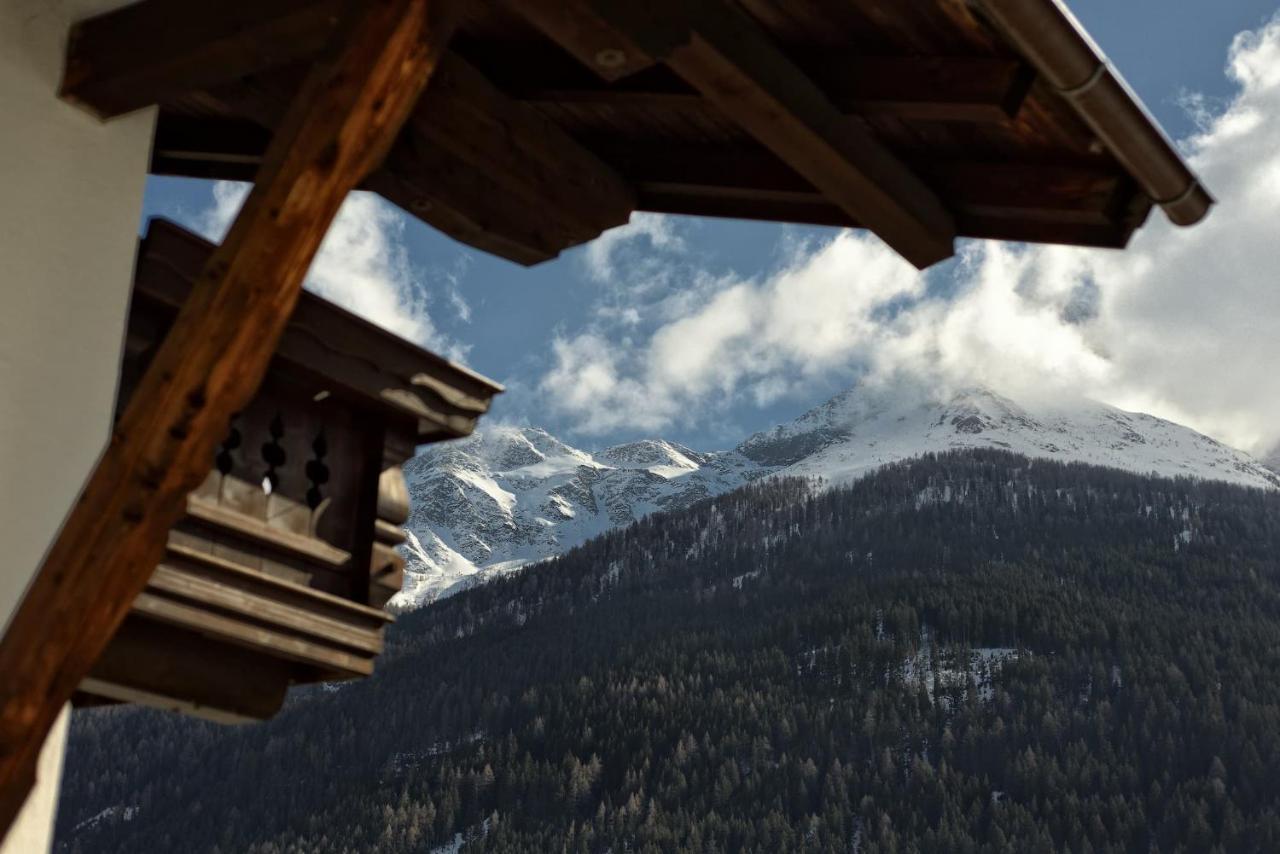 Hotel Alpina Superior Pettneu am Arlberg Exterior foto